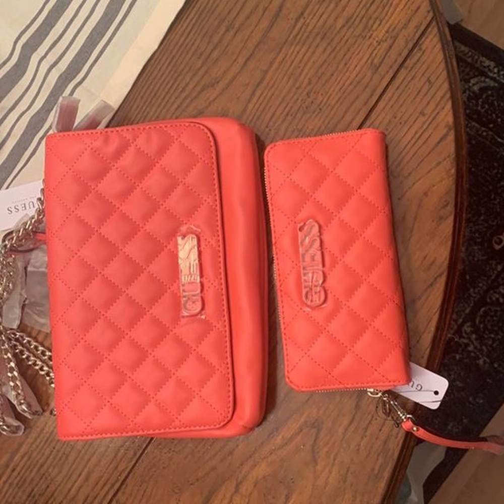 Guess cross bag and matching wallet